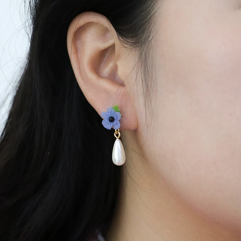 Two Colors Flower And Hang Pearl Earrings