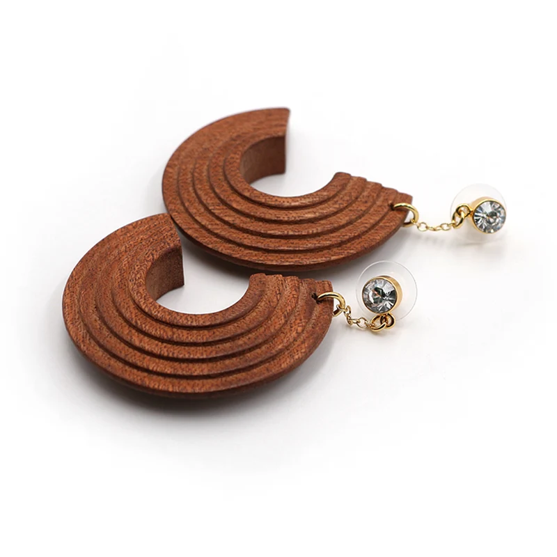 C Shape Wood Pendant With Diamond Earrings